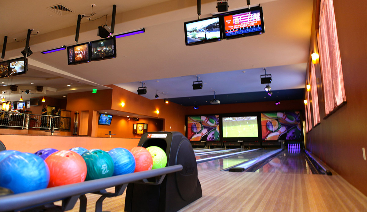 Sports and Entertainment Bar