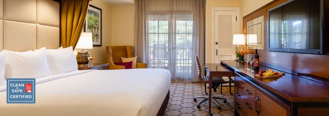 Mobile: Guestroom with Vineyard View